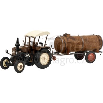 Lanz traktor se sřechou s hnojicí nádobou